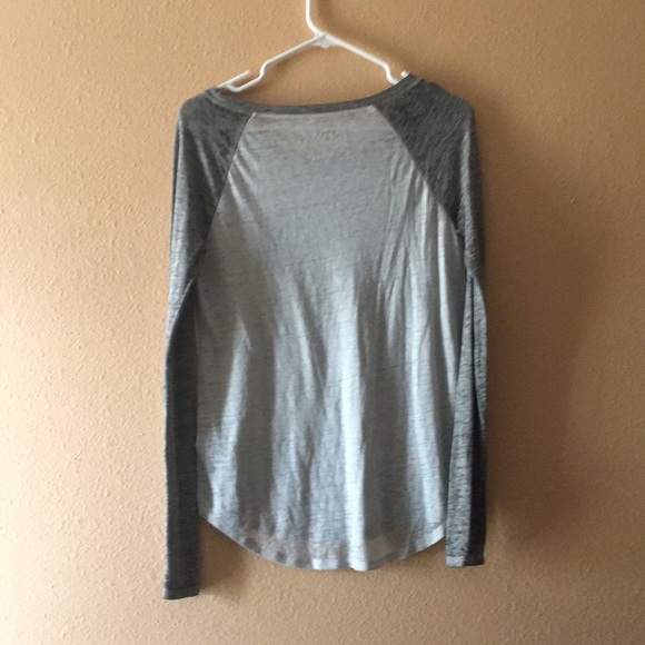 Grey and White Long Sleeved Shirt - Picture 4 of 4